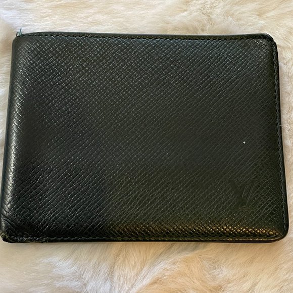 Louis Vuitton Wallet - Picture 2 of 15
